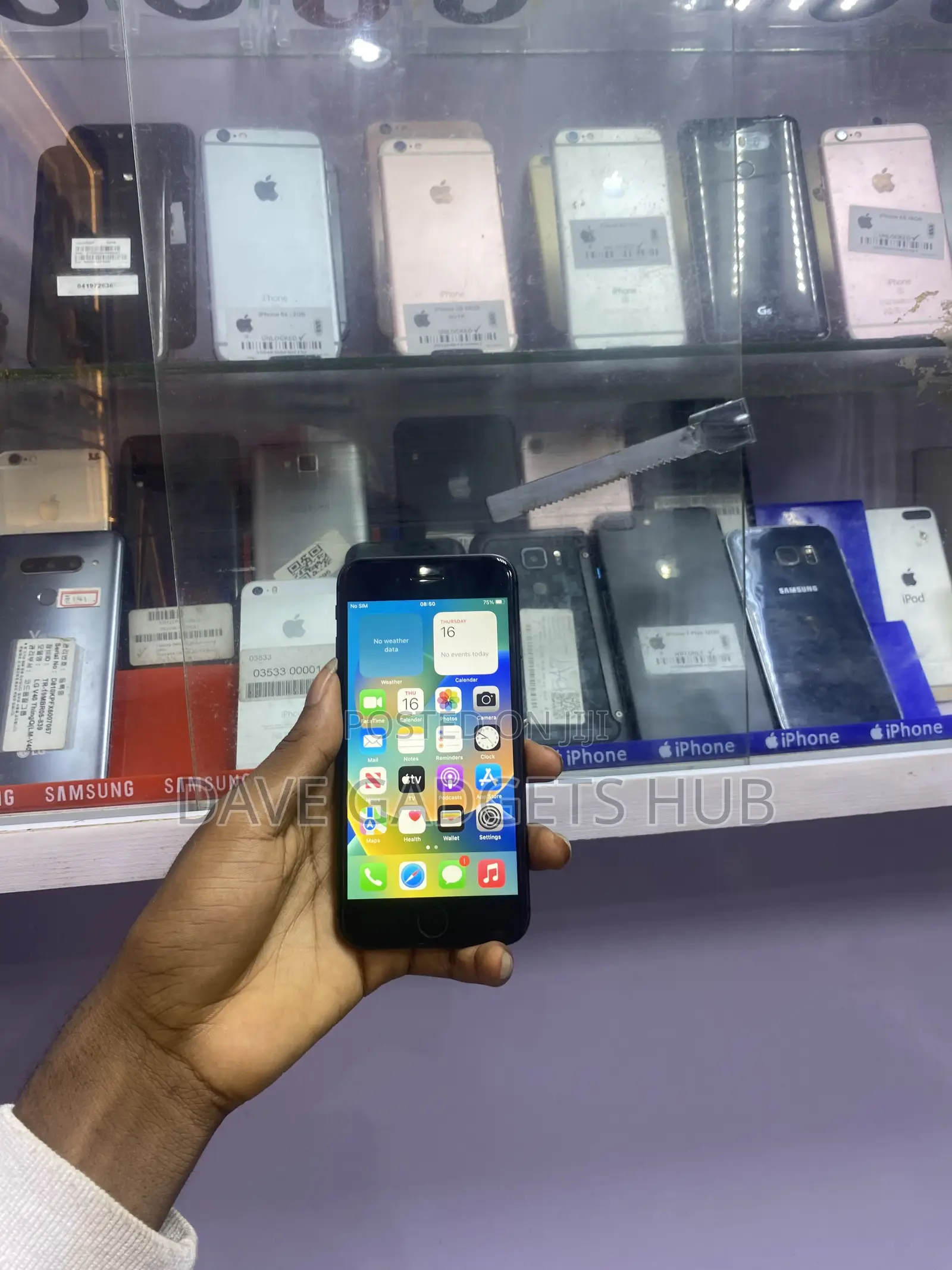 Apple iPhone 8 64 GB Black