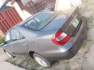 Toyota Camry 2004 Gray