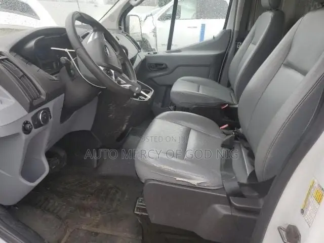 Ford Transit 2019 White