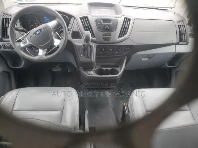 Ford Transit 2019 White
