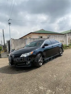 Toyota Camry SE 4dr Sedan (2.5L 4cyl 6A) 2013 Black