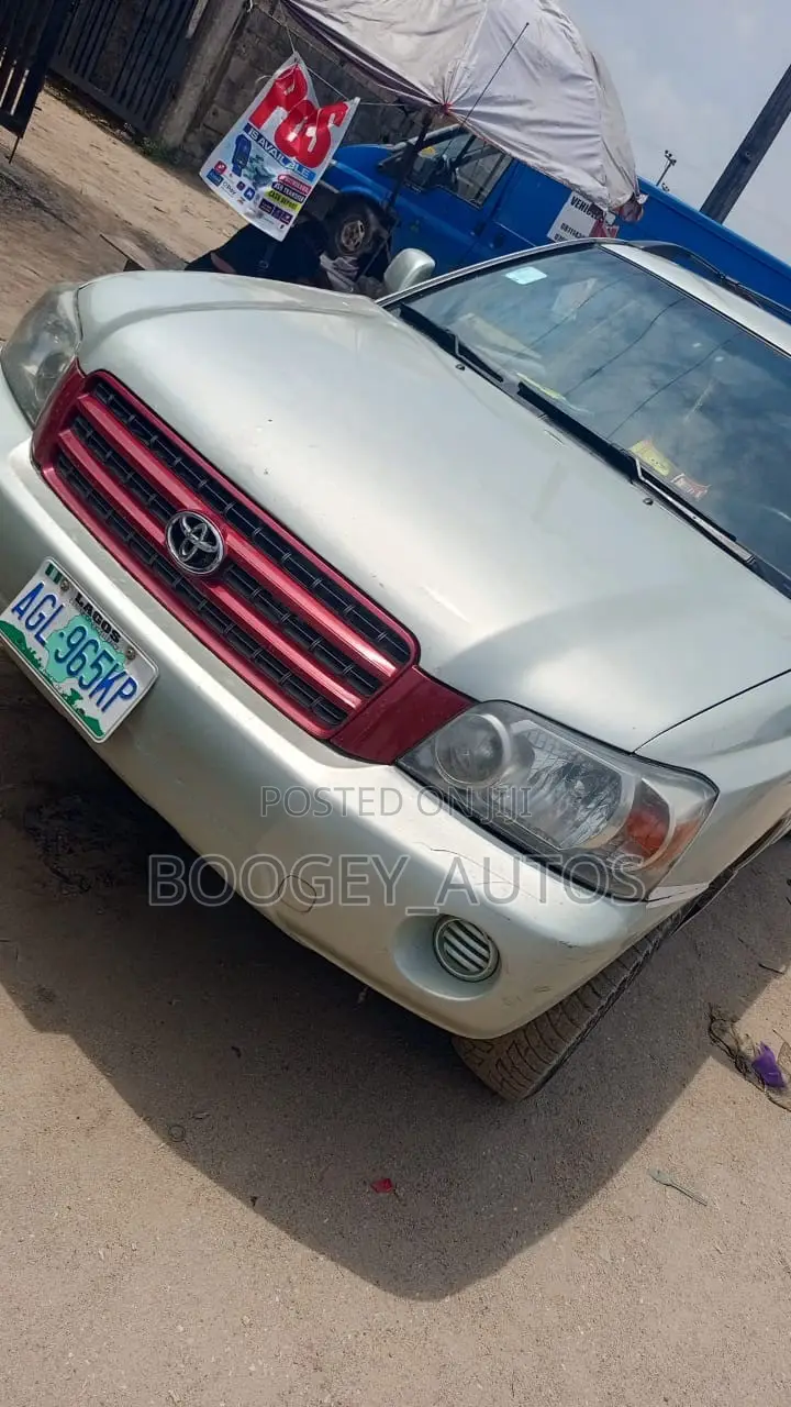 Toyota Highlander 2005 Silver