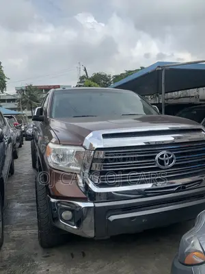Toyota Tundra 2016 Brown