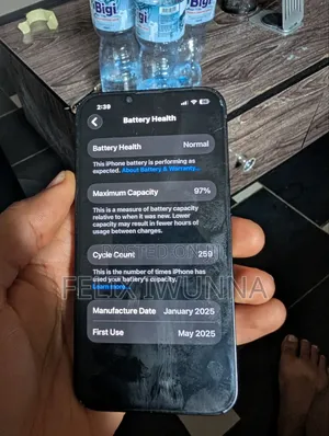 Apple iPhone 16e 128 GB Black