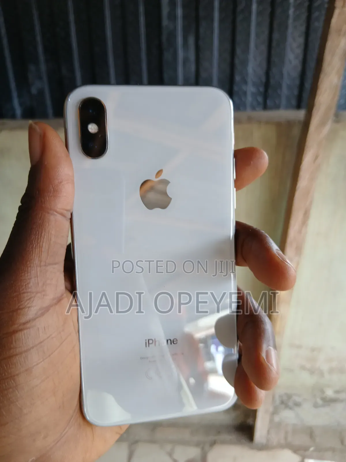 Apple iPhone X 256 GB White