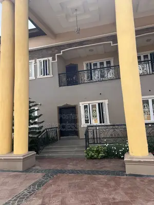 5bdrm Duplex in Kolapo Ishola Estate, Akobo for rent