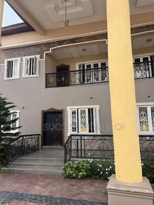 5bdrm Duplex in Kolapo Ishola Estate, Akobo for rent