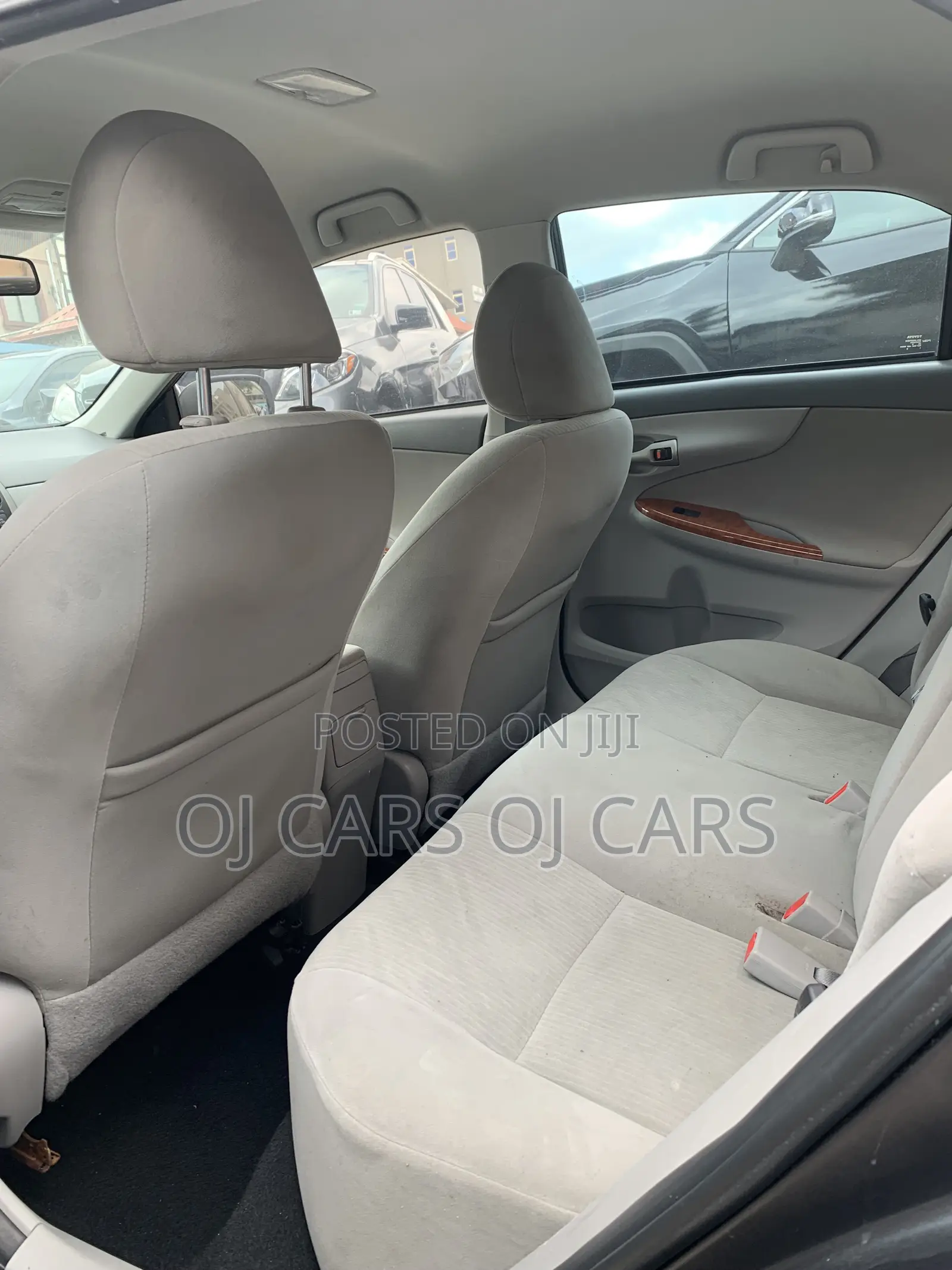 Toyota Corolla 2010 Gray