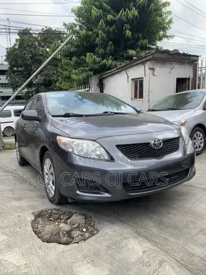 Toyota Corolla 2010 Gray