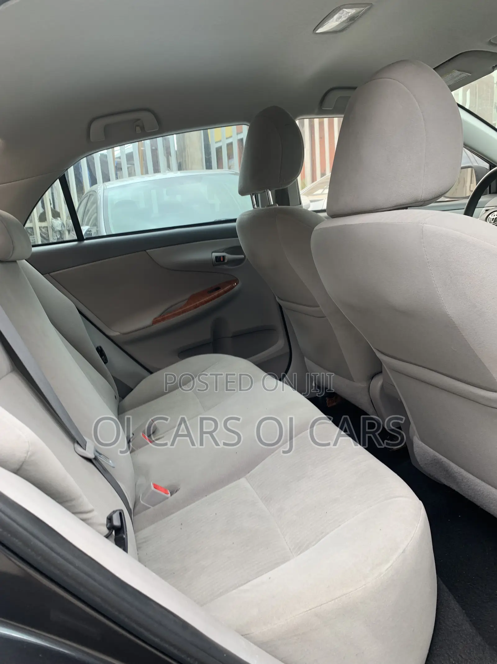 Toyota Corolla 2010 Gray