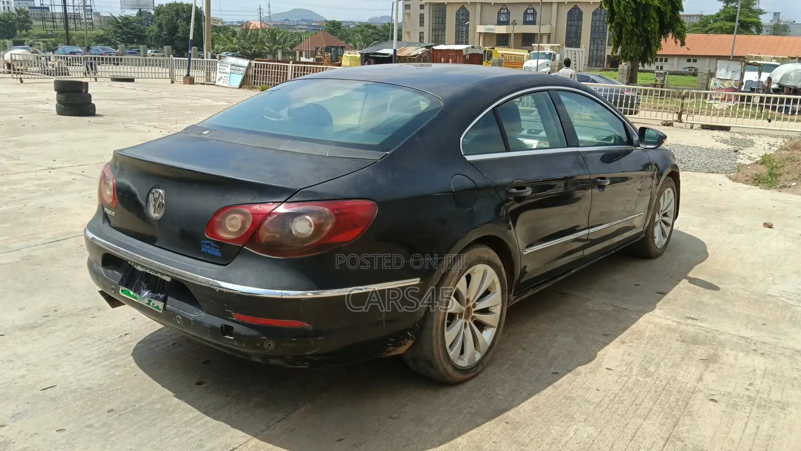 Volkswagen Passat 2011 Black
