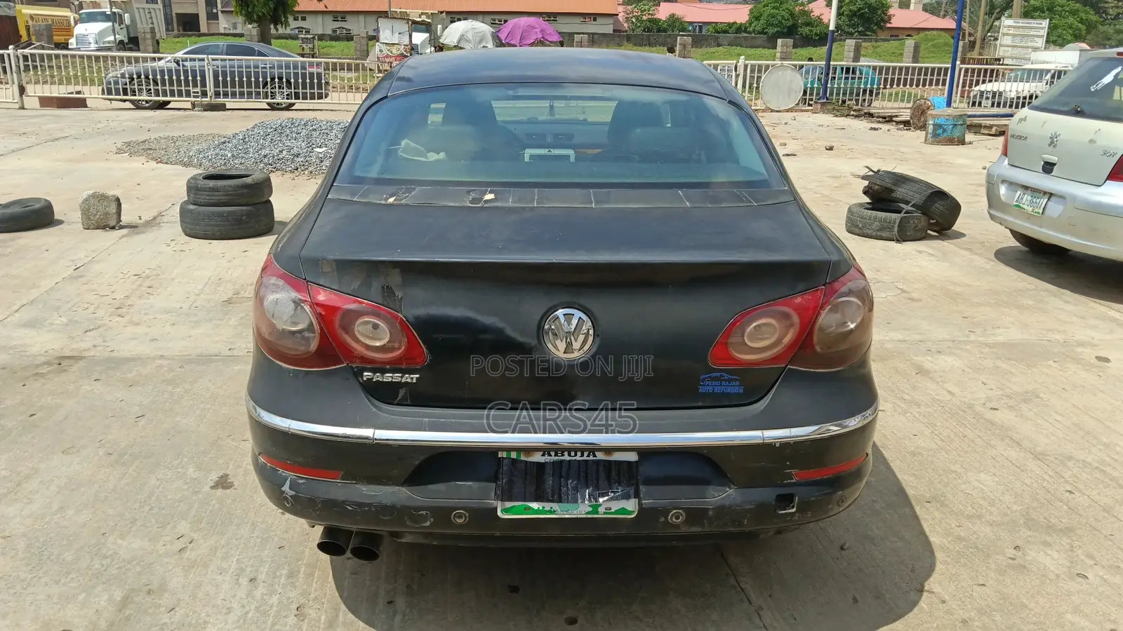 Volkswagen Passat 2011 Black