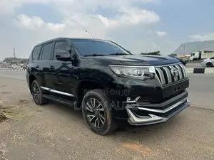 Toyota Land Cruiser Prado 2015 Black