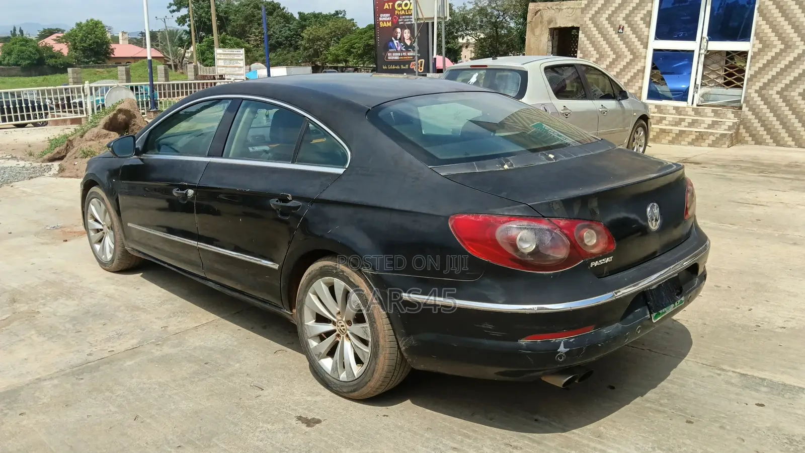 Volkswagen Passat 2011 Black