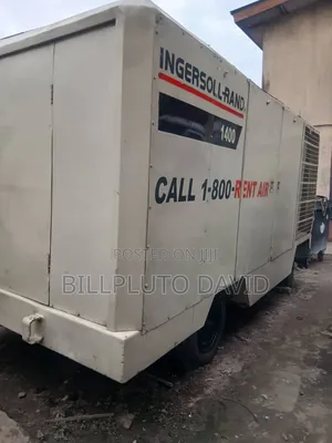 Gersoll Rand 1400 CFM Mobile Air Compressor Towable White Enclosure.