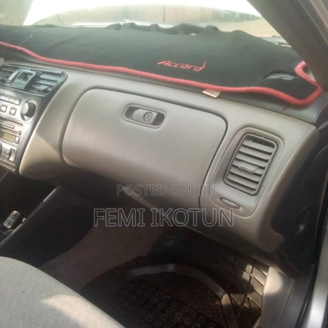 Honda Accord 2002