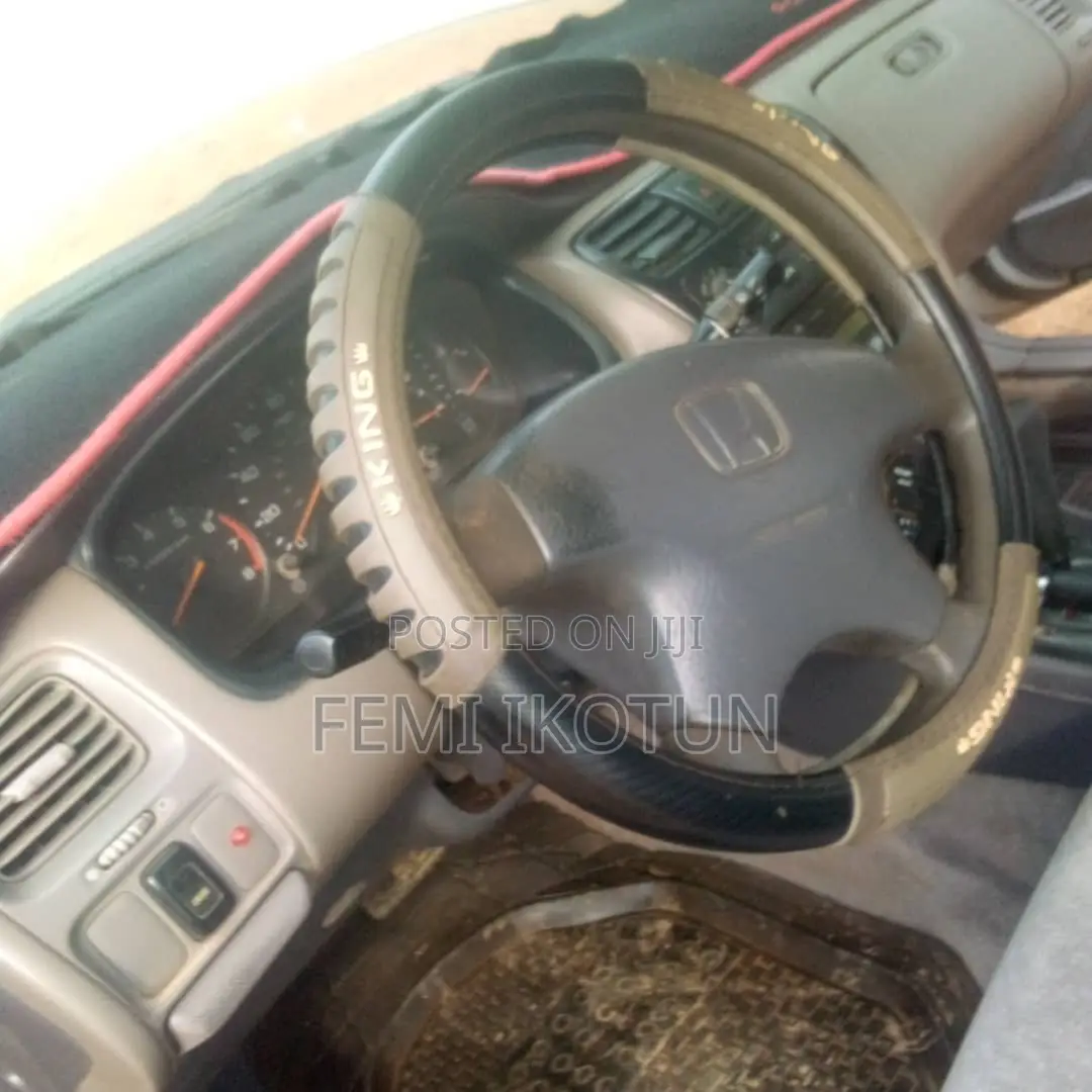 Honda Accord 2002