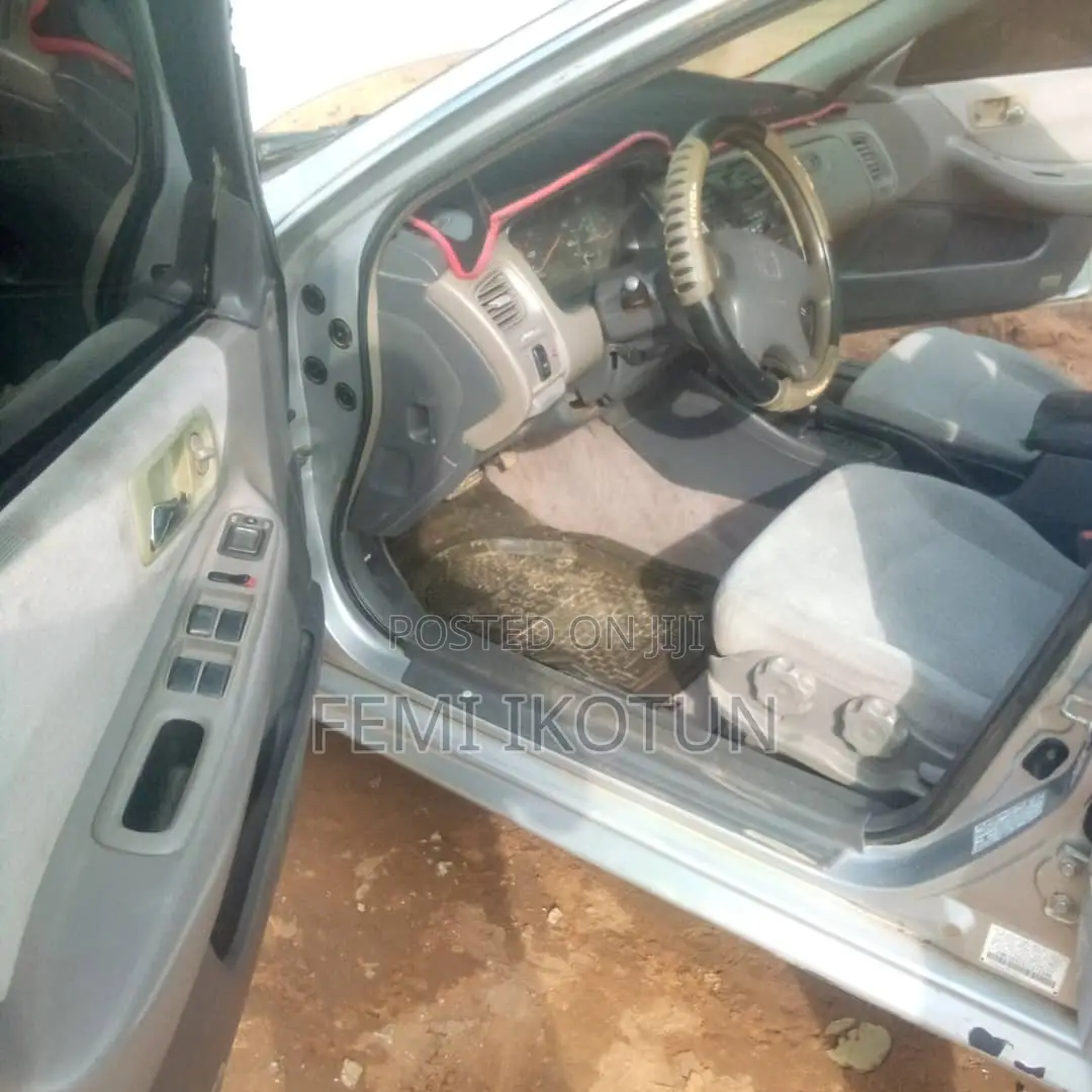 Honda Accord 2002