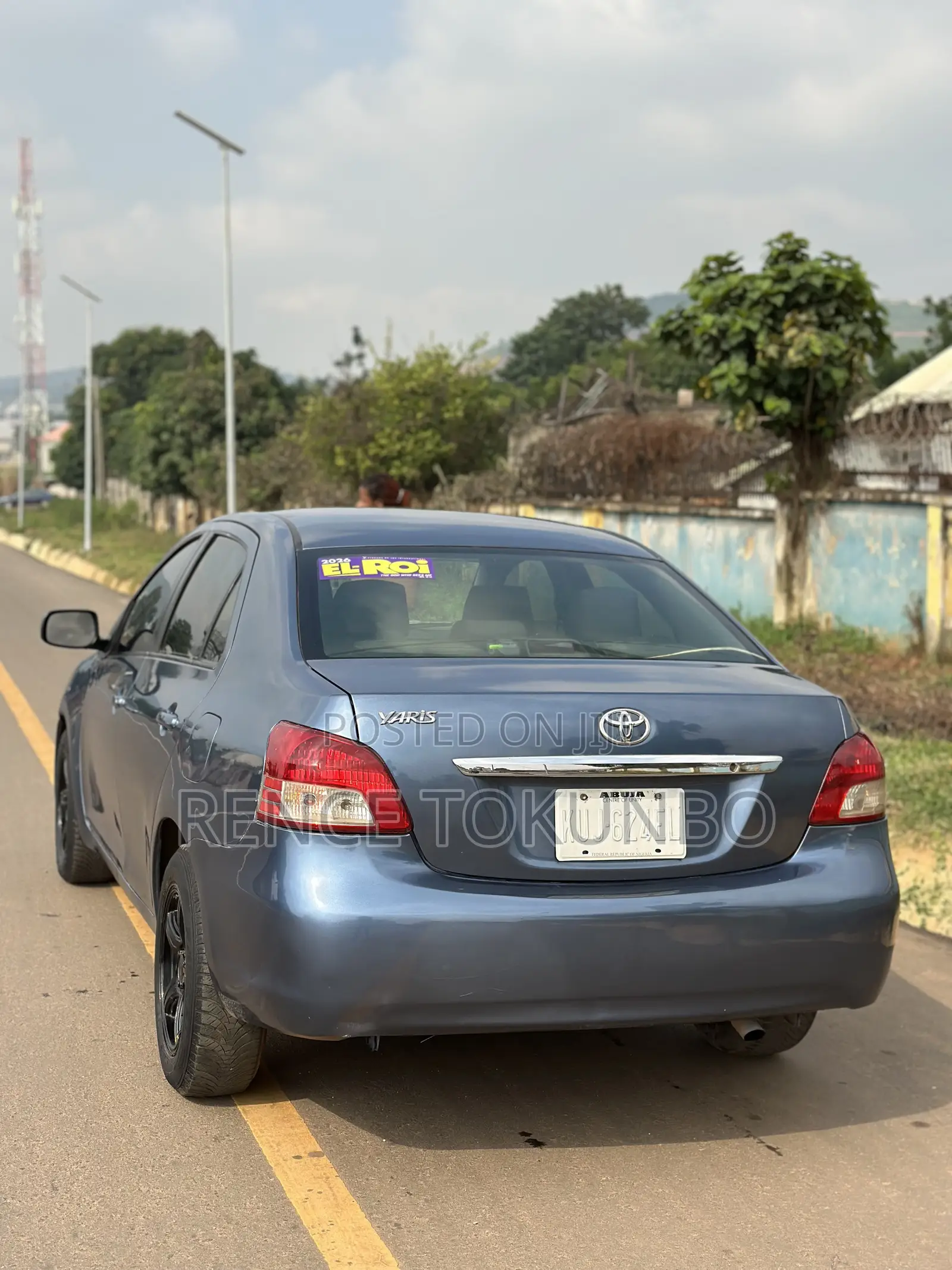 Toyota Yaris 2012 Blue