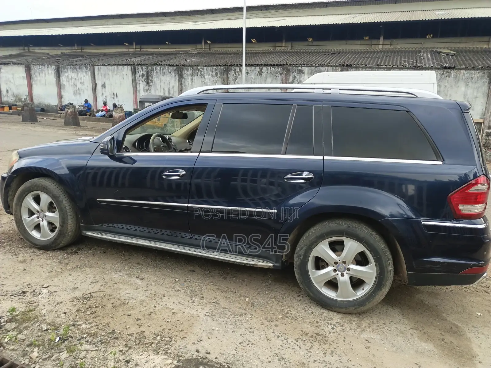 Mercedes-Benz GL-Class 2011 Blue