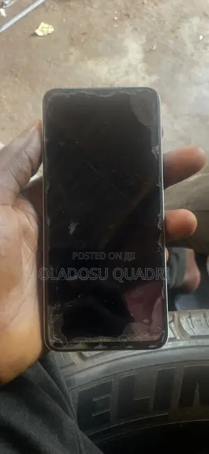 Infinix Smart 7 HD 64 GB White