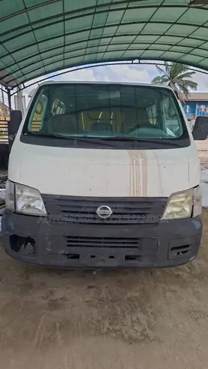 Nissan Caravan (Urvan) 2006 White