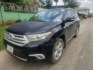 Toyota Highlander 2013 Black