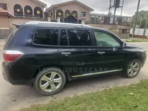 Toyota Highlander 2013 Black