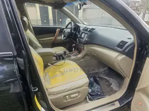 Toyota Highlander 2013 Black
