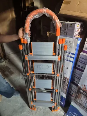4 Step Multi-Purpose Ladder/ Cloth Hanger