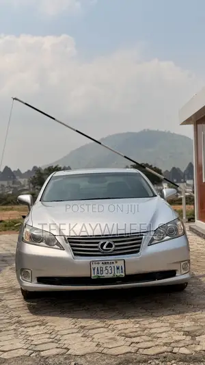 Lexus ES 350 2010 Silver