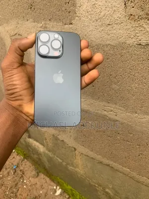 Apple iPhone 16 Pro 128 GB Gray