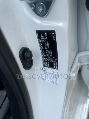 New Toyota Corolla Hybrid LE 2025 White
