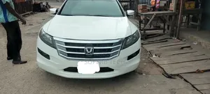 Honda Crosstour 2011 White