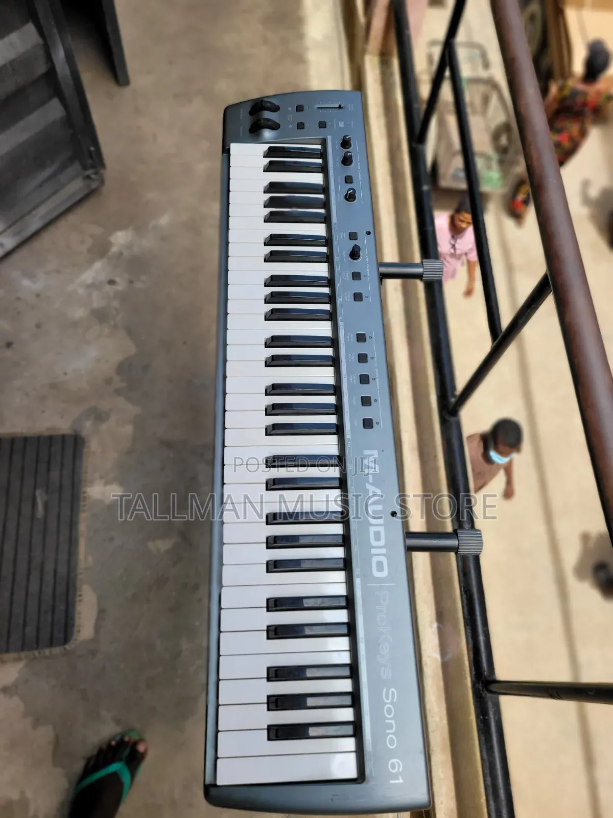 M-Audio Sono 61