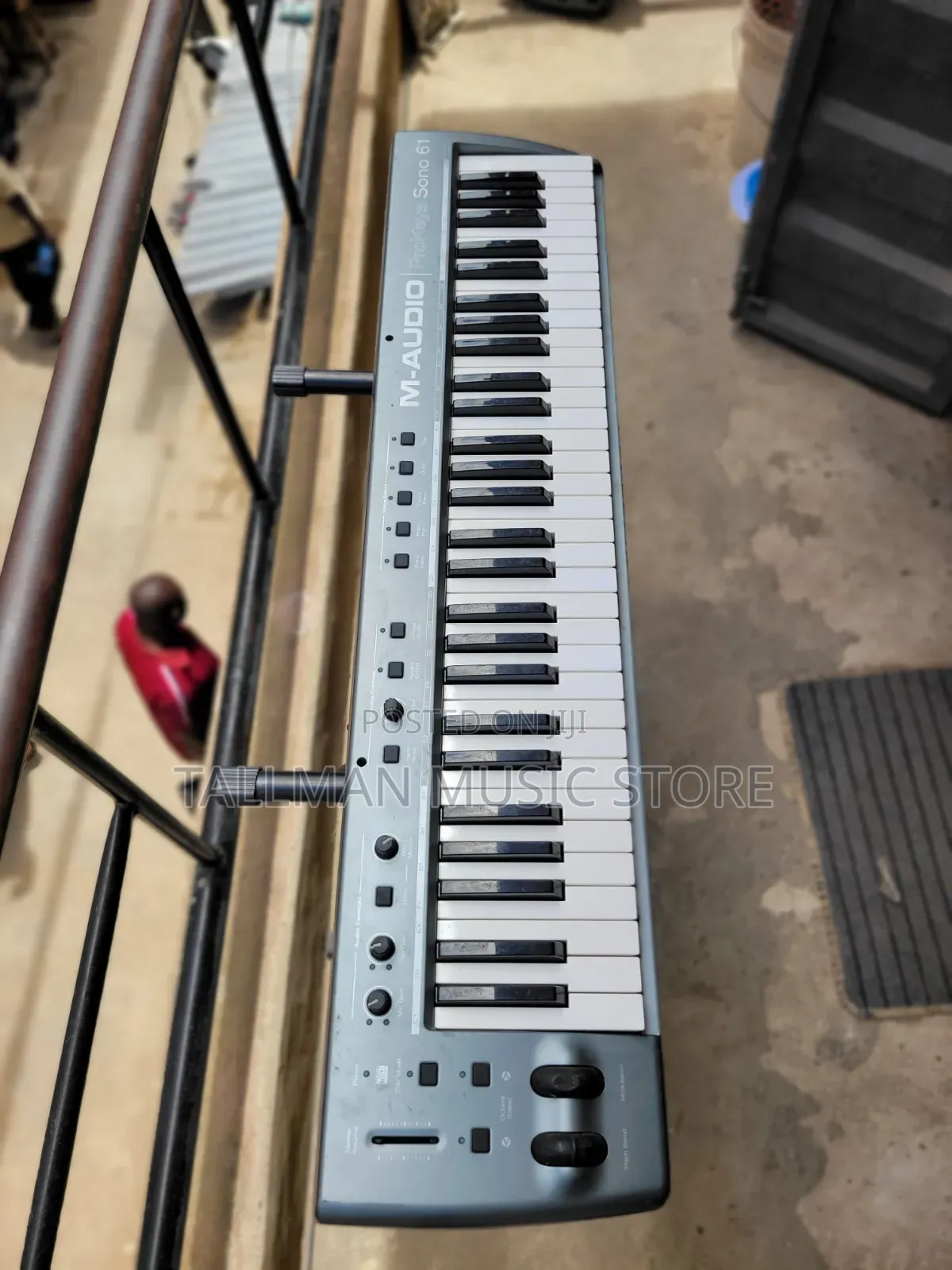 M-Audio Sono 61