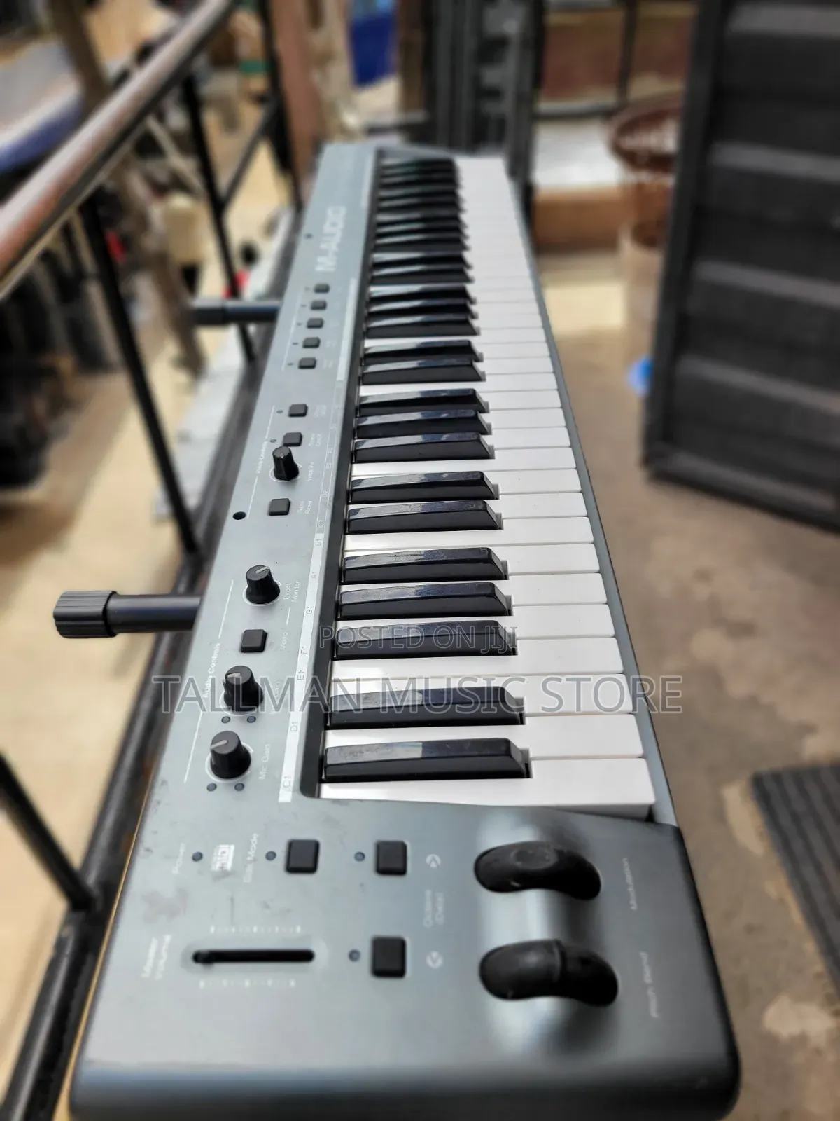 M-Audio Sono 61