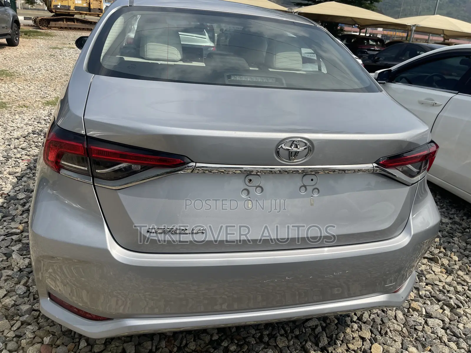 Toyota Corolla 2022 Silver
