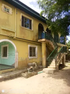 8bdrm Duplex in Pet Estate, Age Mowo for sale