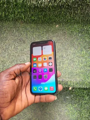 Apple iPhone XR 64 GB Black