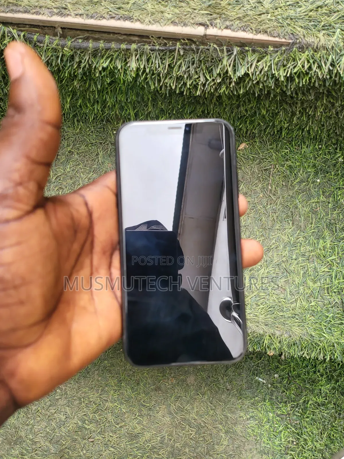 Apple iPhone XR 64 GB Black