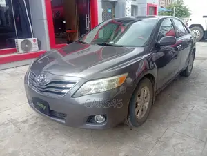Toyota Camry 2011 Gray