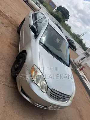 Toyota Corolla 2004 Silver