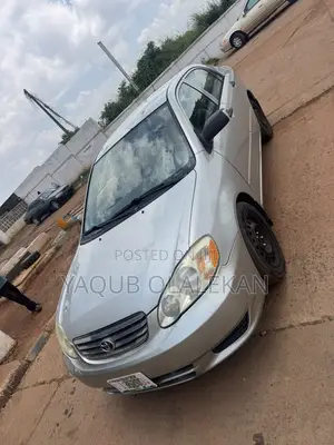 Toyota Corolla 2004 Silver