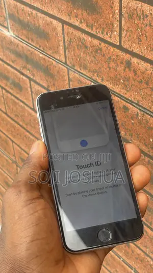 Apple iPhone 6s 32 GB Silver