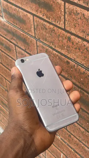 Apple iPhone 6s 32 GB Silver