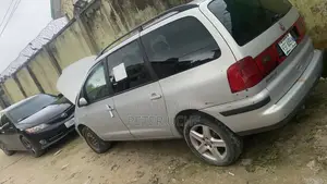 Volkswagen Transporter 2005 Silver