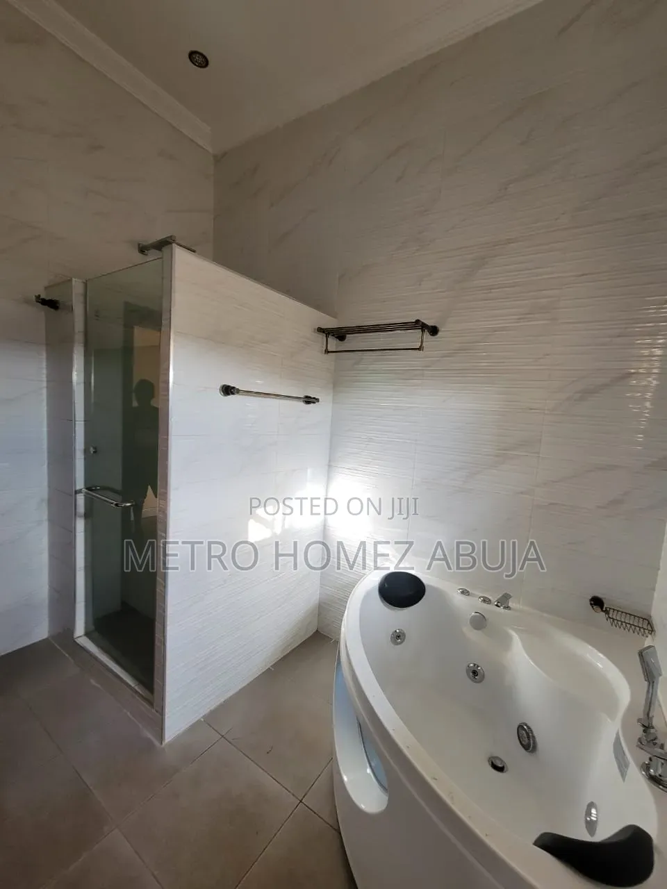 2bdrm Apartment in Kaura for rent
