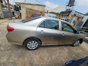Toyota Corolla 2006 Gold
