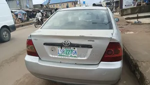 Toyota Corolla 2004 Silver